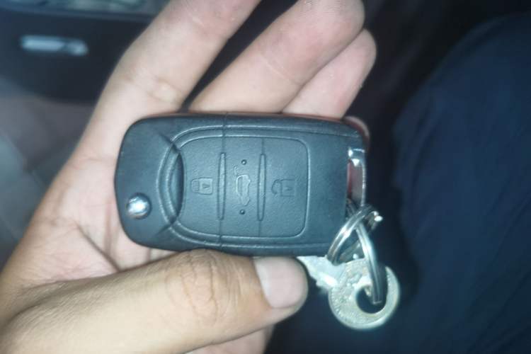 Used Wuling Zhiguang New Energy 2025 Model 305km Ambitious Edition Vehicle Key