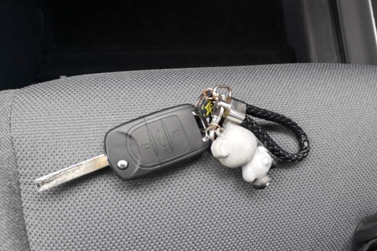 Used Wuling Zhiguang New Energy 2025 Comfort Model Vehicle Key