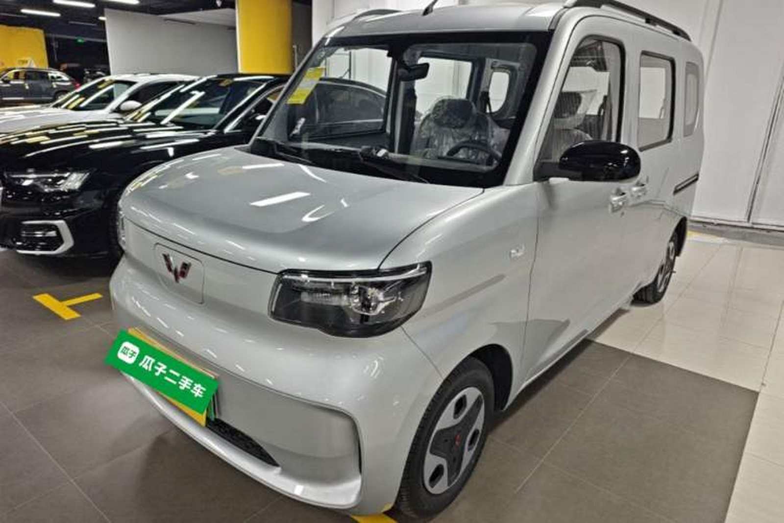 Фото Wuling с площадки