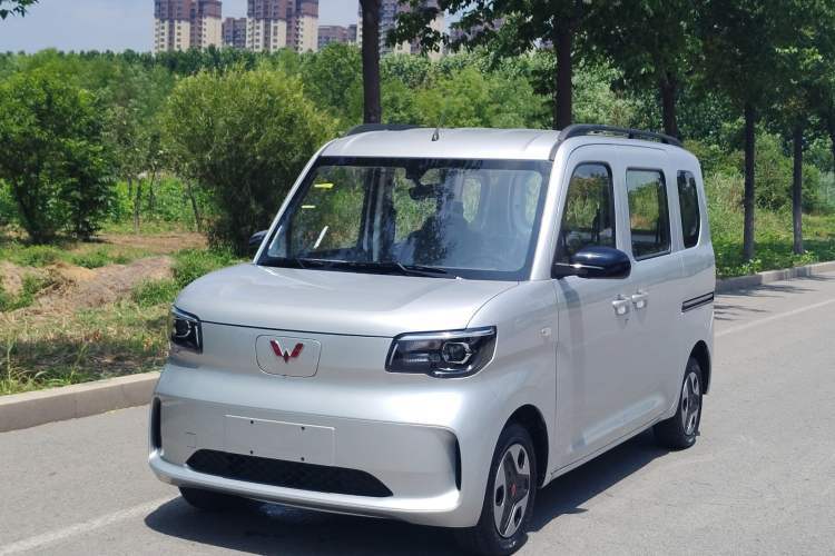 Used Wuling Zhiguang New Energy 2025 Standard Model Guazi used car, China used car export, Used car for sale, Used cars, Cheapest cars for sale