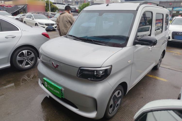 Used Wuling Zhiguang New Energy 2025 Comfort Model Guazi used car, China used car export, Used car for sale, Used  cars, Cheapest cars for sale