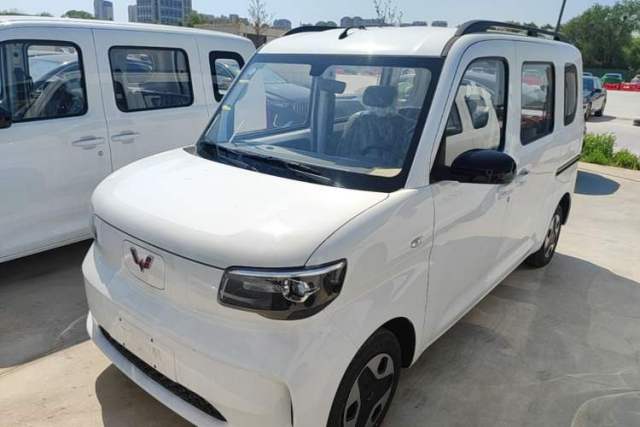 Used Wuling Zhiguang New Energy 2025 Comfort Model