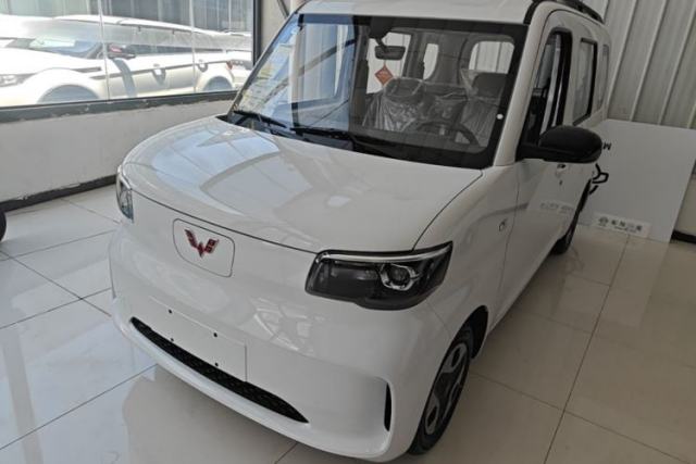 Used Wuling Zhiguang New Energy 2025 Model 305km Ambitious Edition