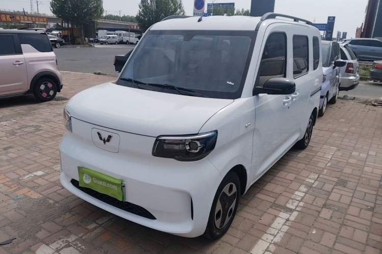 Used Wuling Zhiguang New Energy 2025 Comfort Model Guazi used car, China used car export, Used car for sale, Used  cars, Cheapest cars for sale