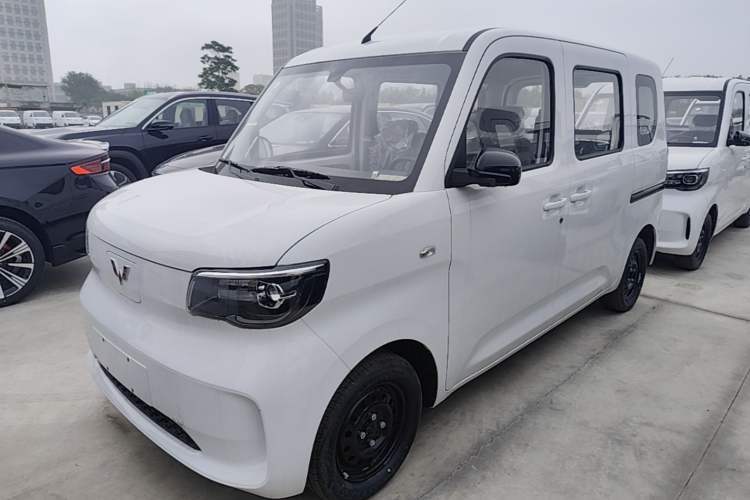 Used Wuling Zhiguang New Energy 2025 Standard Model Guazi used car, China used car export, Used car for sale, Used  cars, Cheapest cars for sale