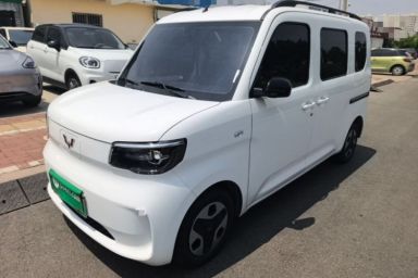 Used Wuling Zhiguang New Energy 2025 Model 305km Ambitious Edition