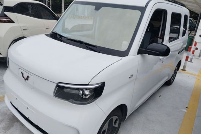 Used Wuling Zhiguang New Energy 2025 Model 305km Ambitious Edition