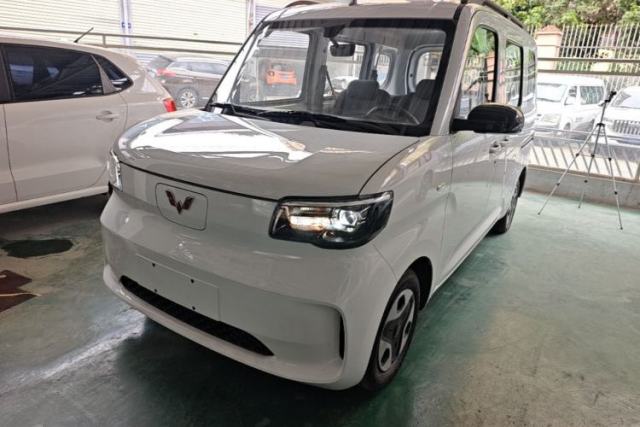 Used Wuling Zhiguang New Energy 2025 Model 305km Ambitious Edition