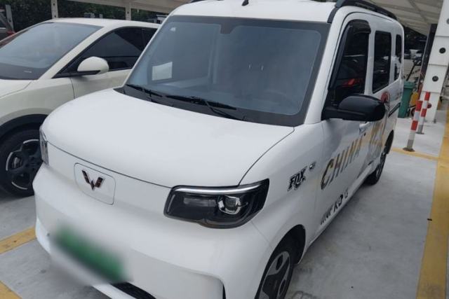 Used Wuling Zhiguang New Energy 2025 Model 305km Ambitious Edition