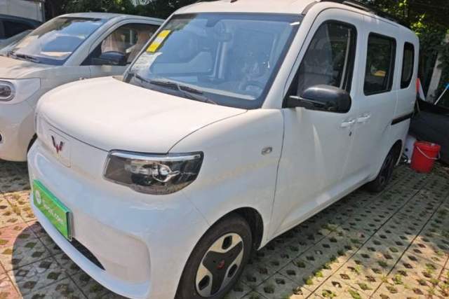 Used Wuling Zhiguang New Energy 2025 Model 305km Ambitious Edition