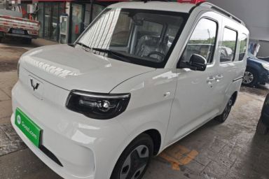 Used Wuling Zhiguang New Energy 2025 Model 305km Ambitious Edition