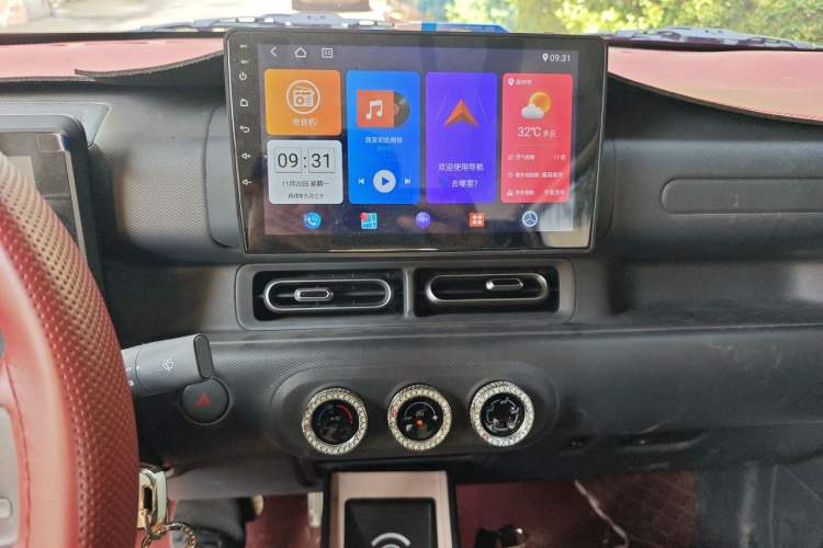 Used Wuling Zhiguang New Energy 2025 Standard Model Audio And AC Panel