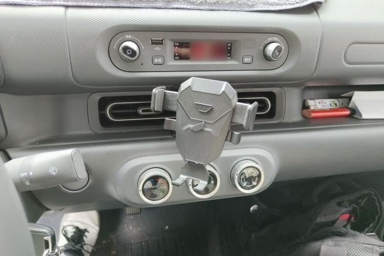 Used Wuling Zhiguang New Energy 2025 Comfort Model Audio And AC Panel