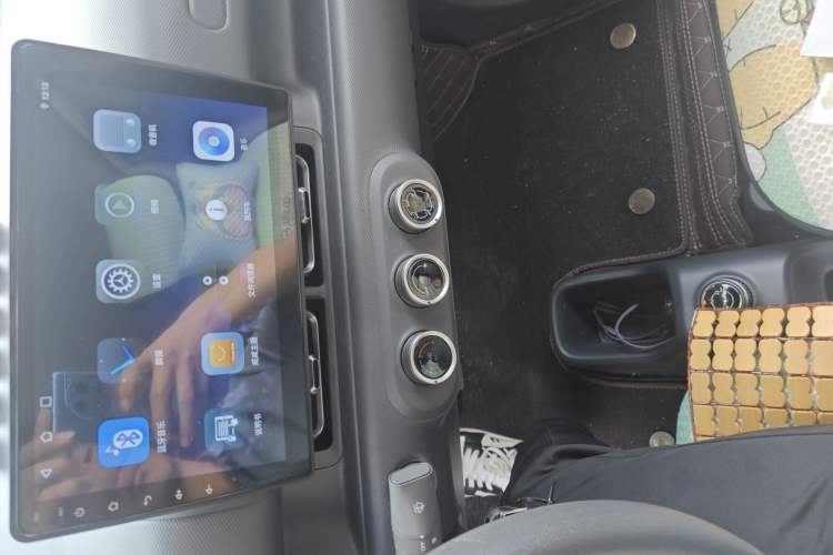 Used Wuling Zhiguang New Energy 2025 Standard Model Audio And AC Panel