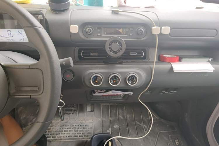 Used Wuling Zhiguang New Energy 2025 Comfort Model Audio And AC Panel