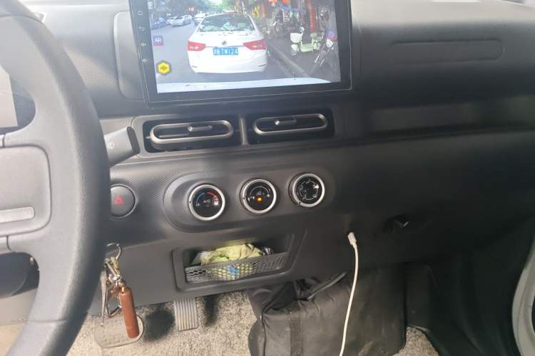 Used Wuling Zhiguang New Energy 2025 Standard Model Audio And AC Panel