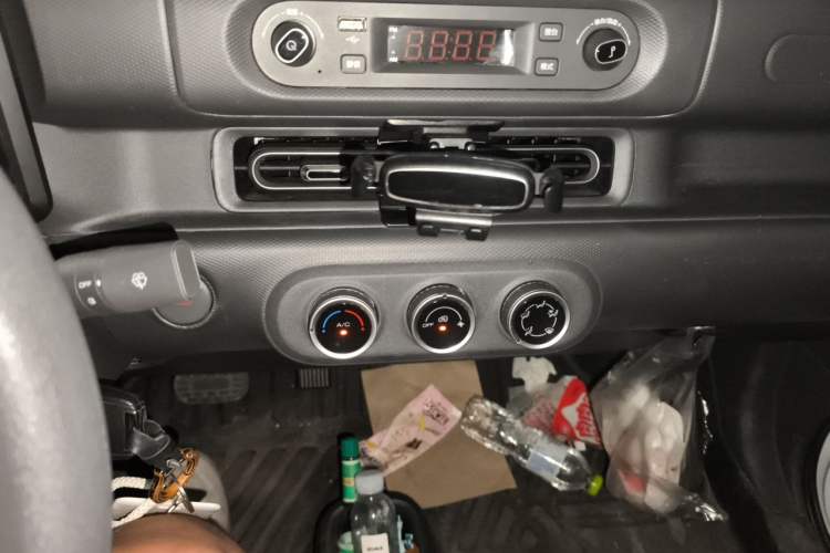 Used Wuling Zhiguang New Energy 2025 Comfort Model Audio And AC Panel