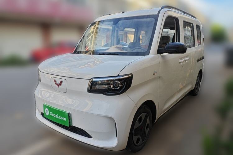 Used Wuling Zhiguang New Energy 2025 Model 305km Ambitious Edition Guazi used car, China used car export, Used car for sale, Used Wuling cars, Cheapest cars for sale, Electric vehicle, New energy car