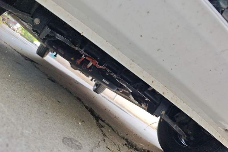 Used Wuling Zhiguang New Energy 2025 Standard Model Chassis Front