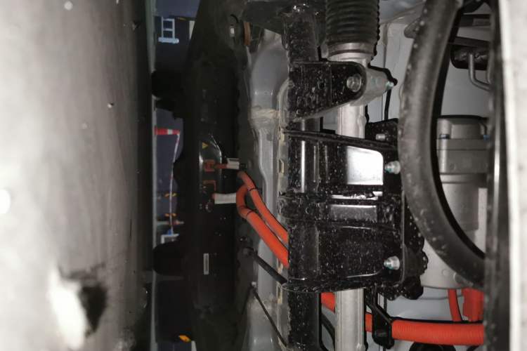 Used Wuling Zhiguang New Energy 2025 Comfort Model Chassis Front