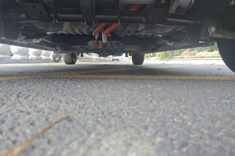 Used Wuling Zhiguang New Energy 2025 Standard Model Chassis Front