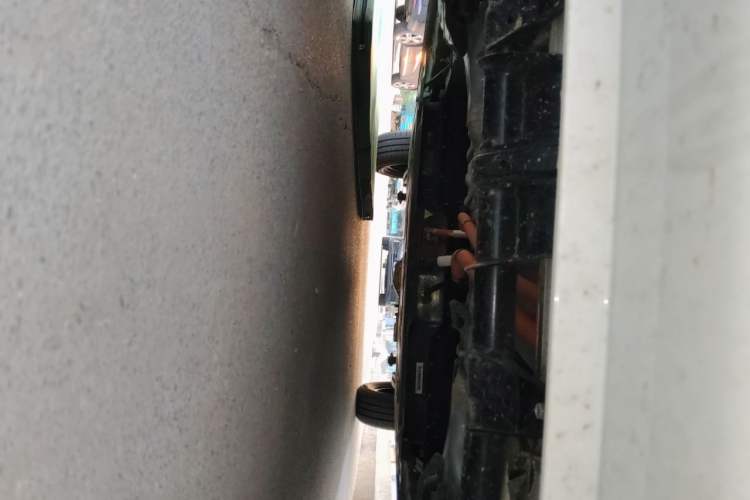 Used Wuling Zhiguang New Energy 2025 Standard Model Chassis Front