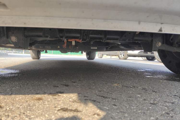 Used Wuling Zhiguang New Energy 2025 Standard Model Chassis Front