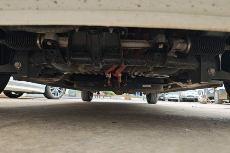 Used Wuling Zhiguang New Energy 2025 Comfort Model Chassis Front