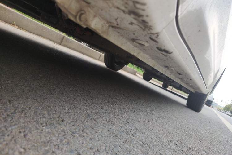 Used Wuling Zhiguang New Energy 2025 Standard Model Chassis Front Left