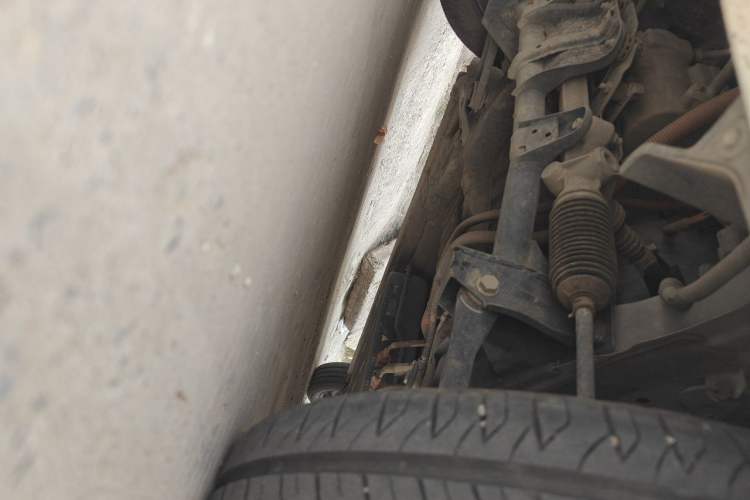 Used Wuling Zhiguang New Energy 2025 Comfort Model Chassis Front Left