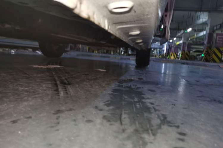 Used Wuling Zhiguang New Energy 2025 Model 305km Ambitious Edition Chassis Front Left
