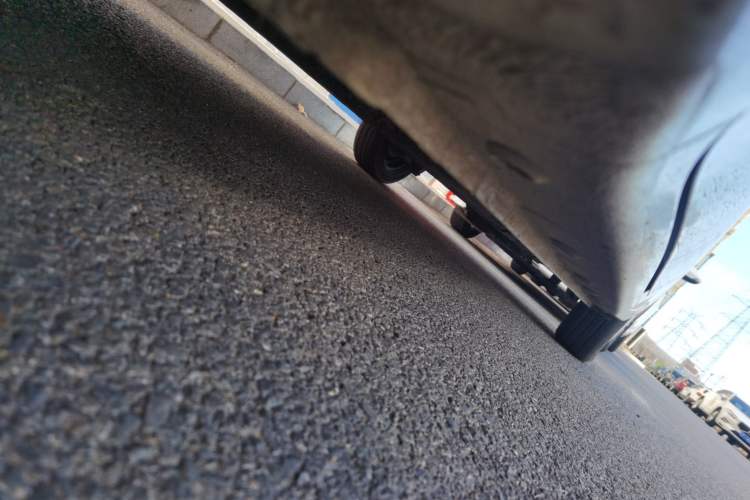 Used Wuling Zhiguang New Energy 2025 Standard Model Chassis Front Left