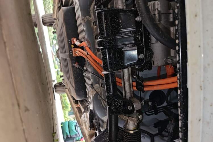 Used Wuling Zhiguang New Energy 2025 Model 305km Ambitious Edition Chassis Front