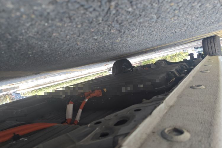 Used Wuling Zhiguang New Energy 2025 Standard Model Chassis Front Right