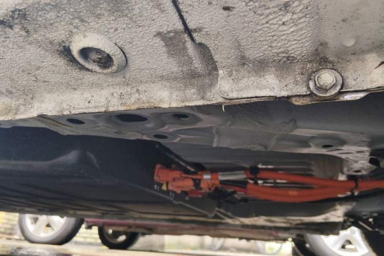 Used Wuling Zhiguang New Energy 2025 Model 305km Ambitious Edition Chassis Front Right