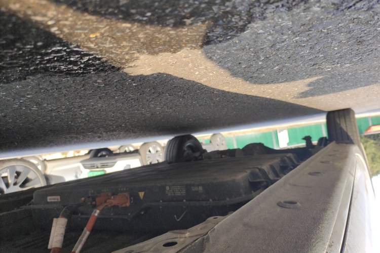 Used Wuling Zhiguang New Energy 2025 Standard Model Chassis Front Right