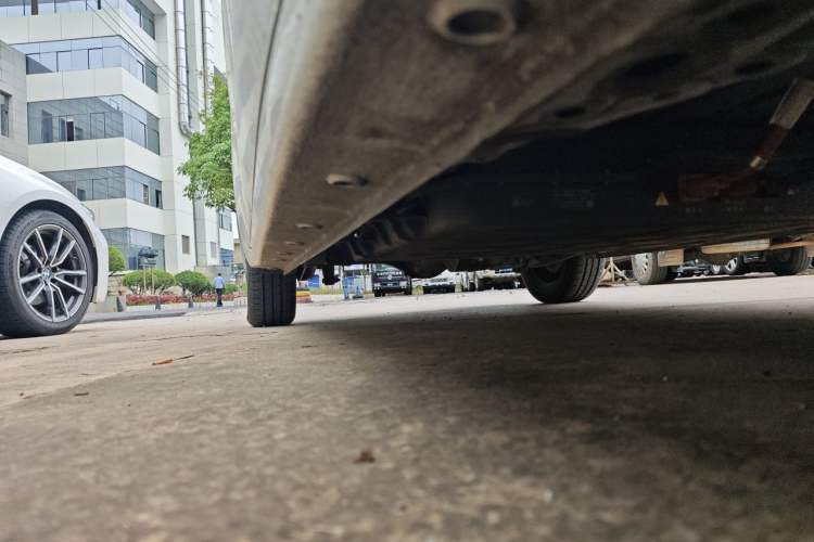 Used Wuling Zhiguang New Energy 2025 Comfort Model Chassis Front Right