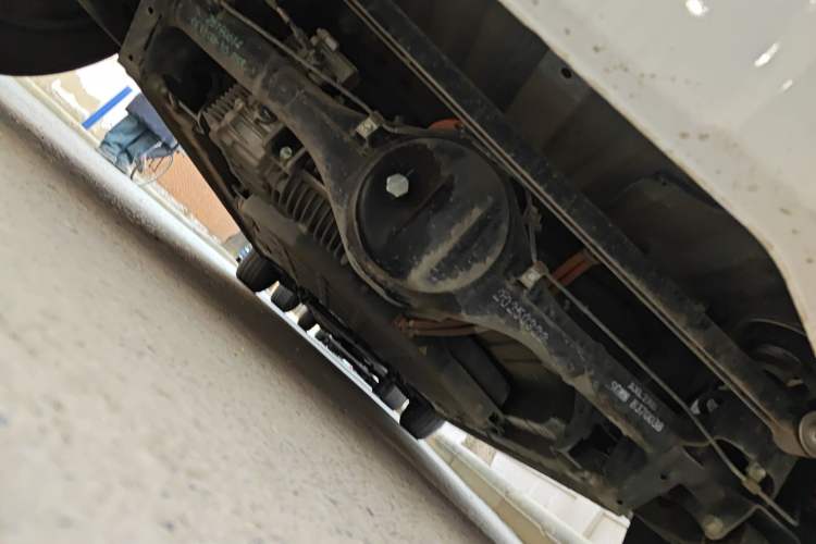 Used Wuling Zhiguang New Energy 2025 Standard Model Chassis Rear