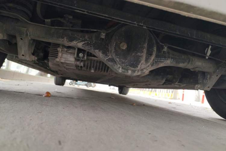 Used Wuling Zhiguang New Energy 2025 Model 305km Ambitious Edition Chassis Rear