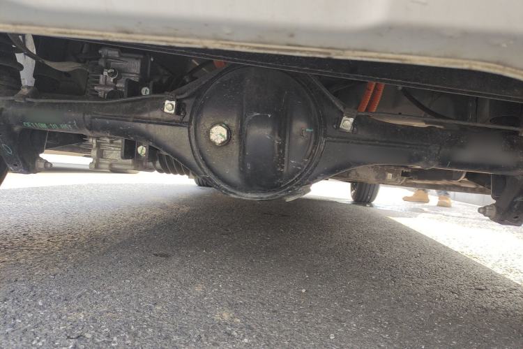 Used Wuling Zhiguang New Energy 2025 Standard Model Chassis Rear