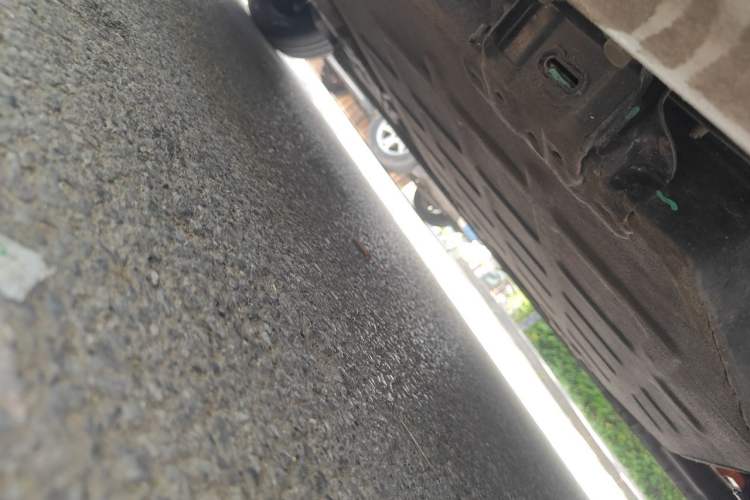 Used Wuling Zhiguang New Energy 2025 Standard Model Chassis Rear Left