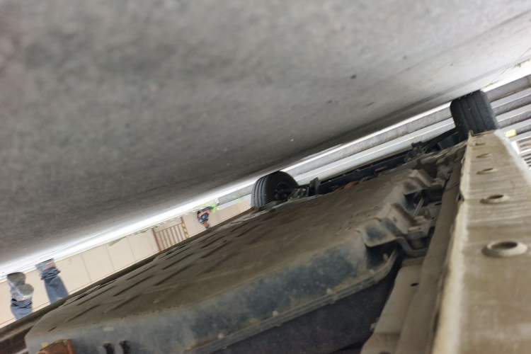 Used Wuling Zhiguang New Energy 2025 Comfort Model Chassis Rear Left