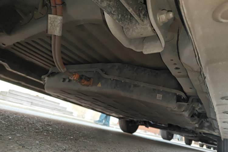 Used Wuling Zhiguang New Energy 2025 Standard Model Chassis Rear Right