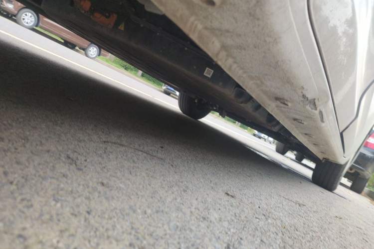 Used Wuling Zhiguang New Energy 2025 Standard Model Chassis Rear Right