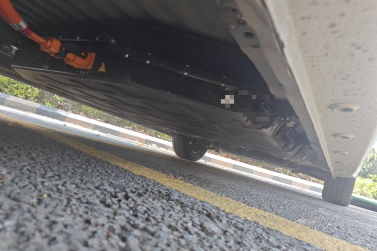 Used Wuling Zhiguang New Energy 2025 Standard Model Chassis Rear Right