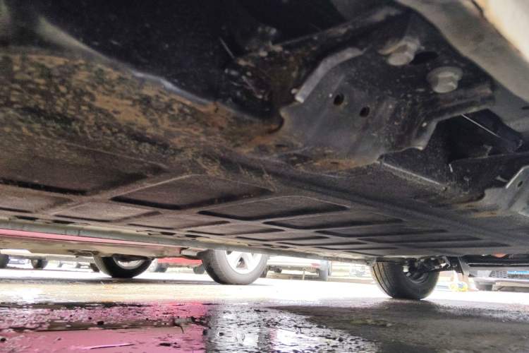 Used Wuling Zhiguang New Energy 2025 Model 305km Ambitious Edition Chassis Rear Right