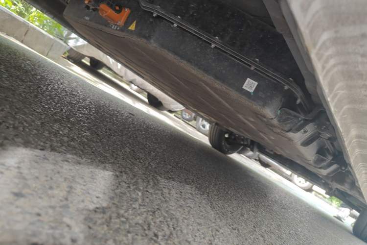 Used Wuling Zhiguang New Energy 2025 Standard Model Chassis Rear Right