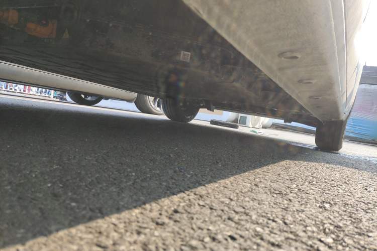 Used Wuling Zhiguang New Energy 2025 Standard Model Chassis Rear Right