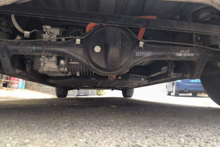 Used Wuling Zhiguang New Energy 2025 Comfort Model Chassis Rear