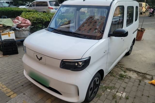 Used Wuling Zhiguang New Energy 2025 Model 305km Ambitious Edition